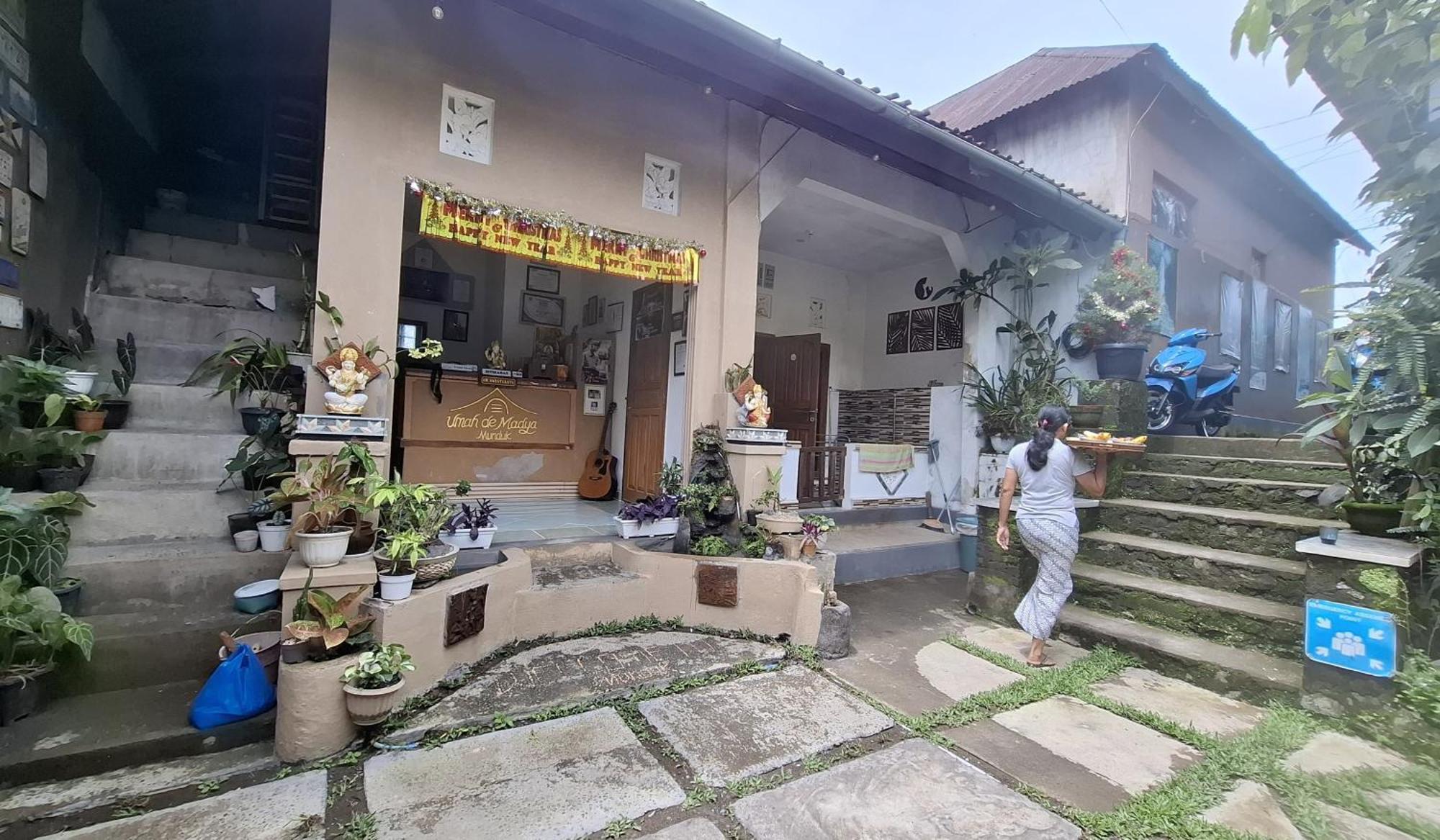 Umah De Madya & Rooftop De Madya Munduk Eksteriør bilde
