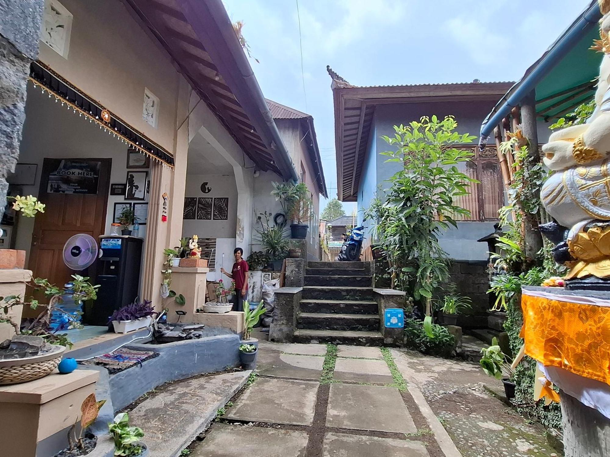 Umah De Madya & Rooftop De Madya Munduk Rom bilde